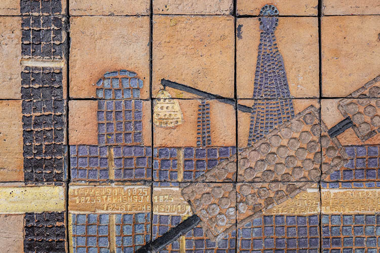Detall de plafó restaurat