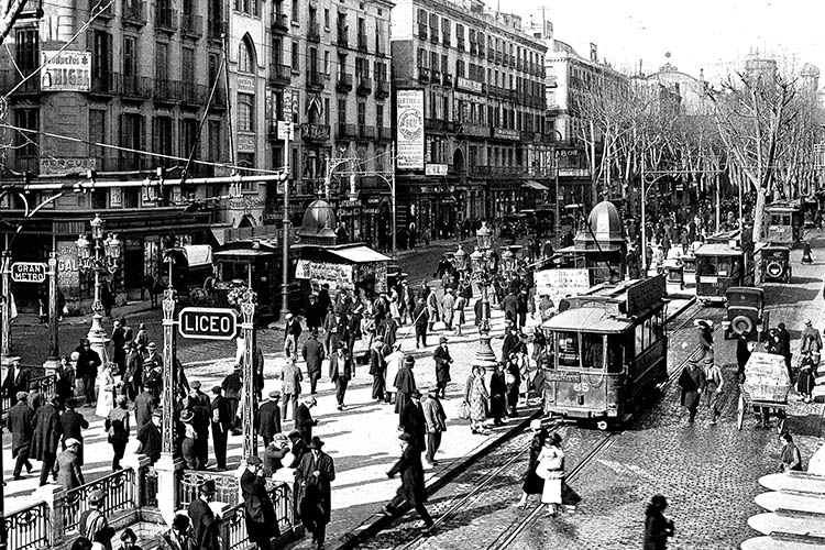 L'estació de Liceu l'any 1925